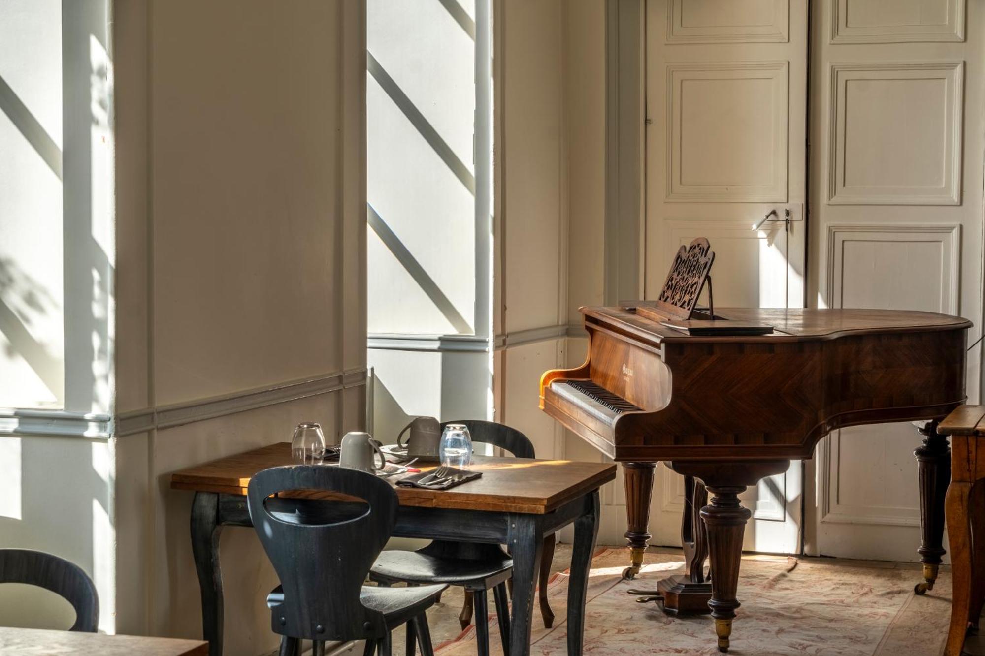 Chateau De Briancon Baune Экстерьер фото